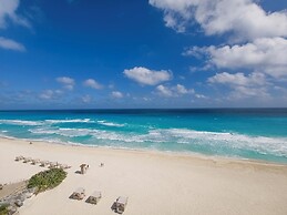 Grand Park Royal Cancun -  All Inclusive