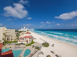 Grand Park Royal Cancun -  All Inclusive