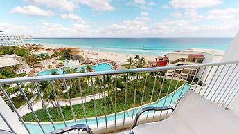 Grand Park Royal Cancun -  All Inclusive