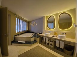 Grand Park Royal Cancun -  All Inclusive