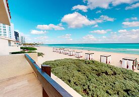 Grand Park Royal Cancun -  All Inclusive