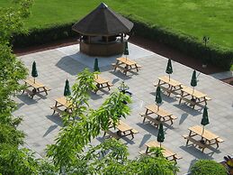 Ramada by Wyndham Belleville Harbourview Conference Centre