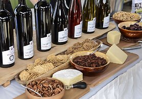 Ramada by Wyndham Belleville Harbourview Conference Centre