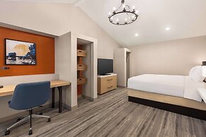 Hilton Garden Inn Monterey