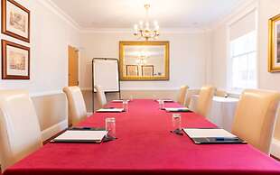 The Chequers Hotel