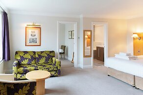 The Chequers Hotel