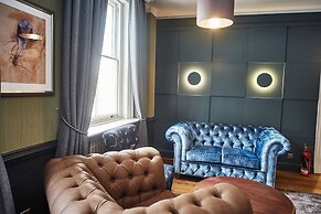 The Chequers Hotel