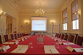 The Chequers Hotel