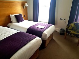 The Chequers Hotel