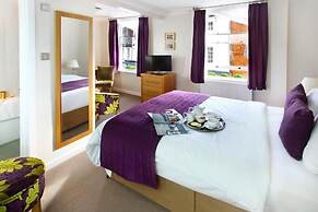 The Chequers Hotel