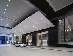 New World Makati Hotel