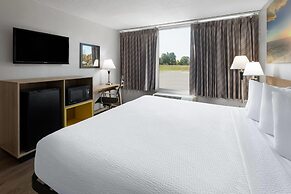 Days Inn by Wyndham Cambridge