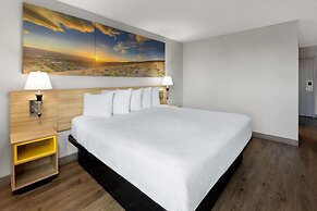 Days Inn by Wyndham Cambridge