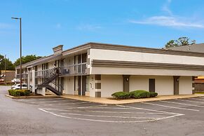 Clarion Pointe Morrow - Atlanta South