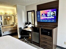 Clarion Pointe Morrow - Atlanta South