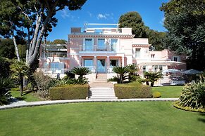 Grand-Hôtel du Cap-Ferrat, A Four Seasons Hotel