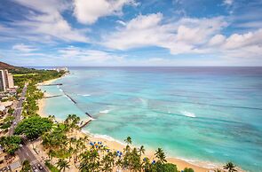 Hyatt Regency Waikiki Beach Resort & Spa