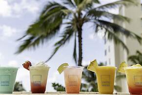 Hyatt Regency Waikiki Beach Resort & Spa