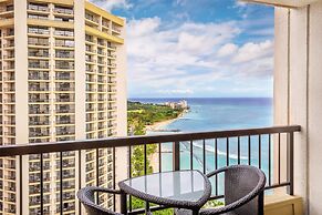 Hyatt Regency Waikiki Beach Resort & Spa