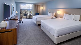Hyatt Regency Waikiki Beach Resort & Spa