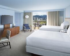 Hyatt Regency Waikiki Beach Resort & Spa