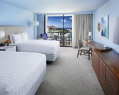 Hyatt Regency Waikiki Beach Resort & Spa