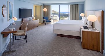 Hyatt Regency Waikiki Beach Resort & Spa