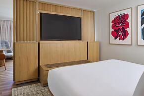 Hyatt Regency Waikiki Beach Resort & Spa