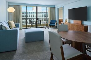 Hyatt Regency Waikiki Beach Resort & Spa