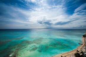 Hyatt Regency Waikiki Beach Resort & Spa