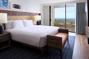Hyatt Regency Waikiki Beach Resort & Spa