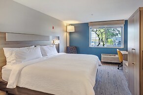 Holiday Inn Express Portland East - Troutdale, an IHG Hotel