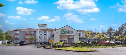 Holiday Inn Express Portland East - Troutdale, an IHG Hotel