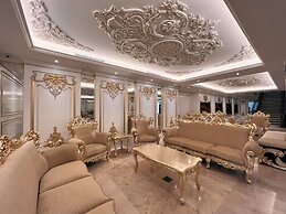 Puteri Wing, Riverside Majestic Hotel