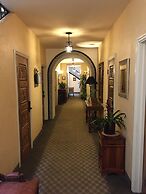 The Eagle Inn