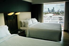 Courtyard by Marriott Puebla Las Animas