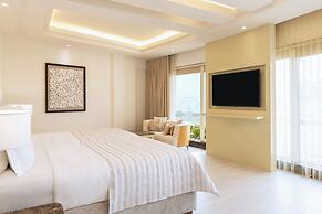 Le Royal Meridien Beach Resort And Spa