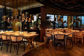 Le Royal Meridien Beach Resort And Spa
