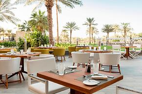 Le Royal Meridien Beach Resort And Spa