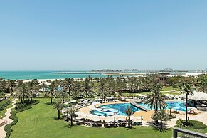 Le Royal Meridien Beach Resort And Spa