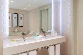 Le Royal Meridien Beach Resort And Spa
