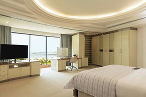 Le Royal Meridien Beach Resort And Spa
