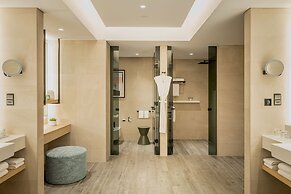 Le Royal Meridien Beach Resort And Spa