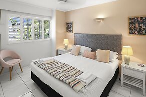 Agincourt Beachfront Apartments