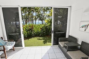 Agincourt Beachfront Apartments