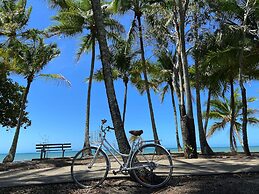 Agincourt Beachfront Apartments