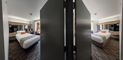 Microtel Inn & Suites by Wyndham Gatlinburg