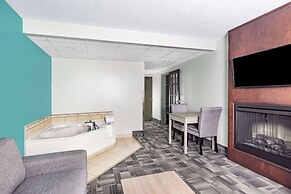 Travelodge by Wyndham Miramichi New Brunswick