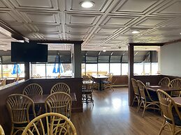 Travelodge by Wyndham Miramichi New Brunswick