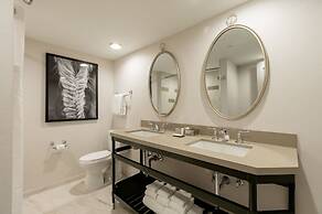 Galt House Hotel Trademark Collection by Wyndham